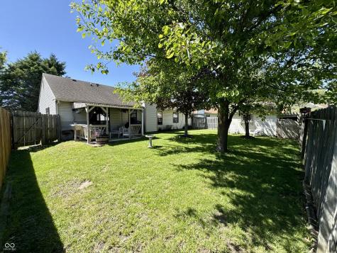 1059 Lake Drive E Brownsburg IN 46112
