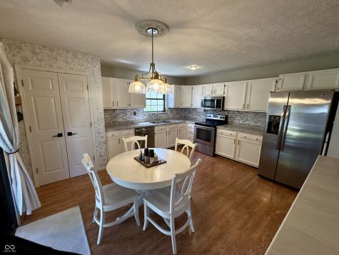 1059 Lake Drive E Brownsburg IN 46112