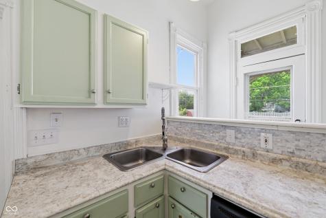 404 W Franklin Street Shelbyville IN 46176