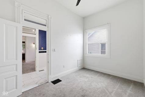 404 W Franklin Street Shelbyville IN 46176