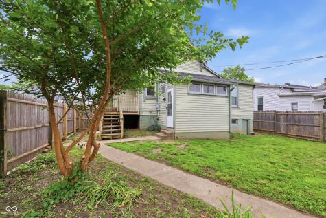 404 W Franklin Street Shelbyville IN 46176