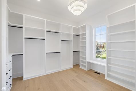 1717 Beaufain Street Carmel IN 46032