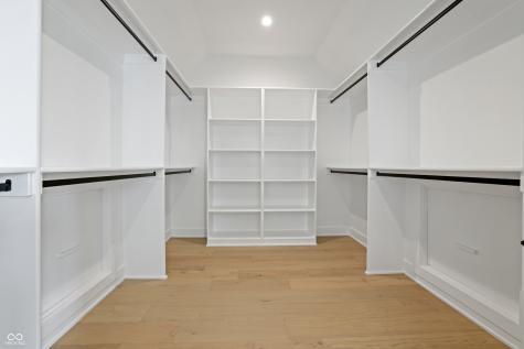 1717 Beaufain Street Carmel IN 46032