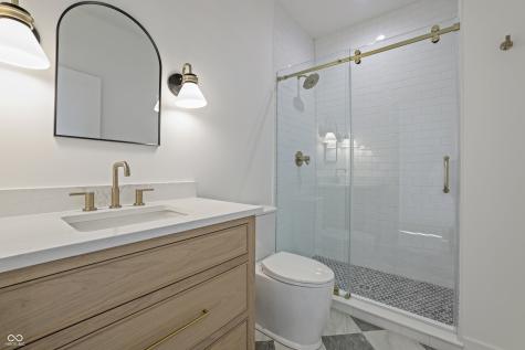 1717 Beaufain Street Carmel IN 46032