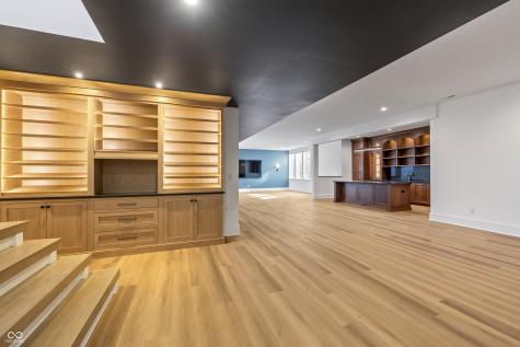 1717 Beaufain Street Carmel IN 46032