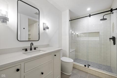 1717 Beaufain Street Carmel IN 46032