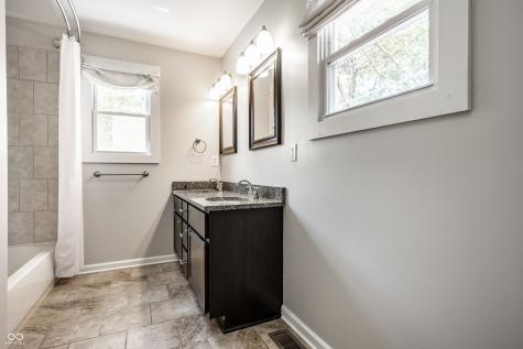 413 E 40th Street Indianapolis IN 46205