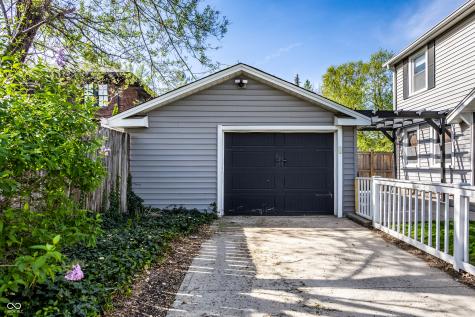 413 E 40th Street Indianapolis IN 46205