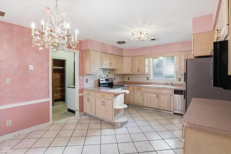 1015 Fairway Drive Indianapolis IN 46260
