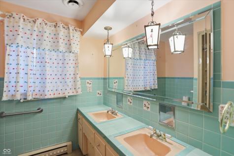 1015 Fairway Drive Indianapolis IN 46260