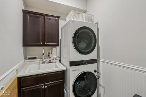 3741 Woodvine Drive Bargersville IN 46106