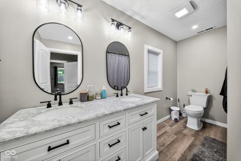 1707 E Wabash Avenue Crawfordsville IN 47933