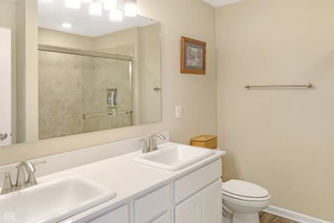 6390 Yuma Court Whitestown IN 46075