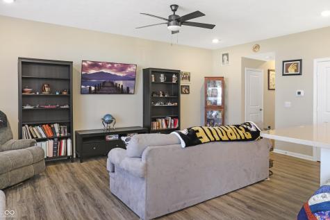 6390 Yuma Court Whitestown IN 46075