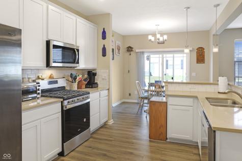 6390 Yuma Court Whitestown IN 46075