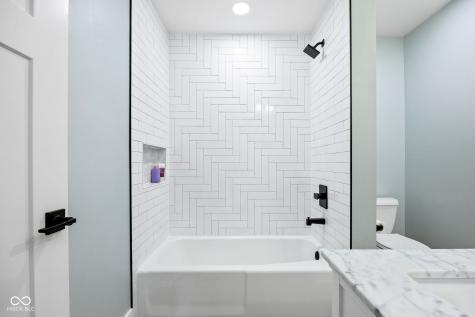 3114 Whispering Trail Carmel IN 46033