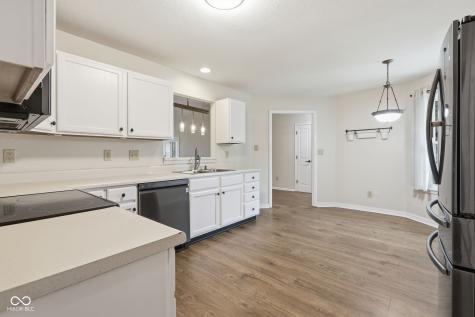 7141 Bracken Lane Indianapolis IN 46239