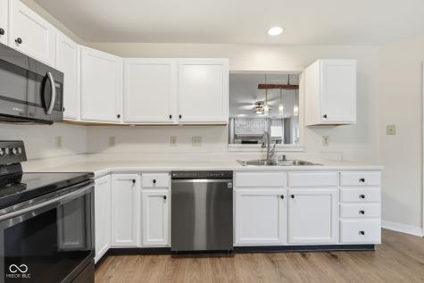 7141 Bracken Lane Indianapolis IN 46239