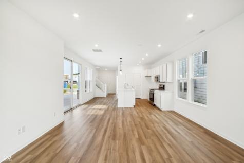 15845 Tharp Woods Drive Fishers IN 46037