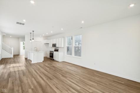 15845 Tharp Woods Drive Fishers IN 46037