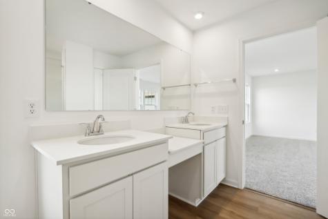 15845 Tharp Woods Drive Fishers IN 46037