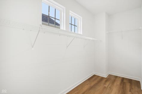 15845 Tharp Woods Drive Fishers IN 46037