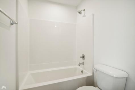 15845 Tharp Woods Drive Fishers IN 46037