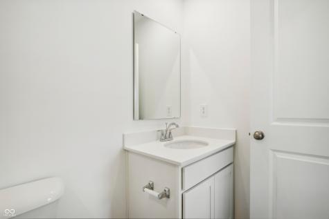 15845 Tharp Woods Drive Fishers IN 46037