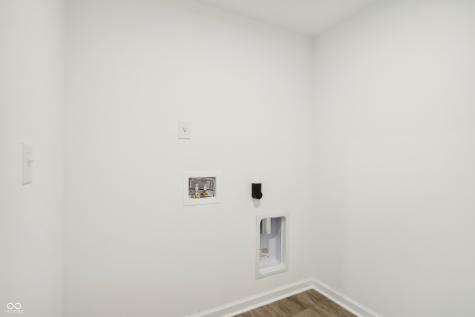 15845 Tharp Woods Drive Fishers IN 46037