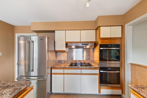 907 Fairway Drive Indianapolis IN 46260