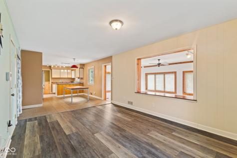 907 Fairway Drive Indianapolis IN 46260