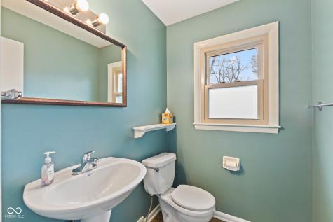 907 Fairway Drive Indianapolis IN 46260