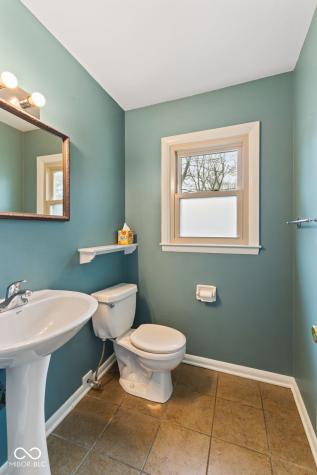907 Fairway Drive Indianapolis IN 46260