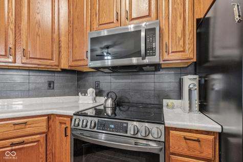 7050 Sycamore Run Drive Indianapolis IN 46237