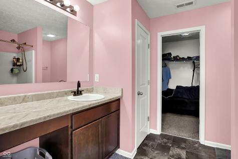 6406 Pinebark Place Indianapolis IN 46217