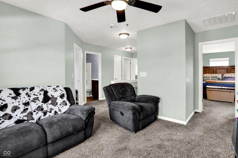 6406 Pinebark Place Indianapolis IN 46217