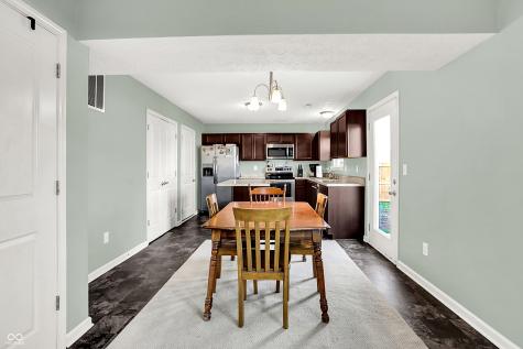 6406 Pinebark Place Indianapolis IN 46217