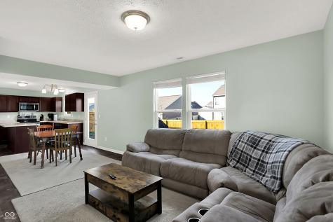 6406 Pinebark Place Indianapolis IN 46217