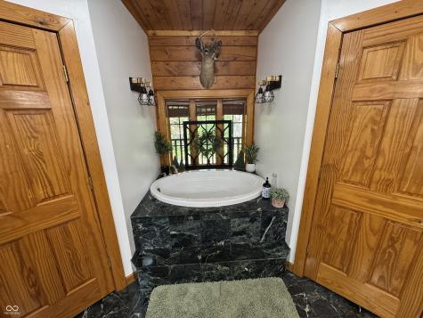 13500 N Summerhill Drive Albany IN 47320