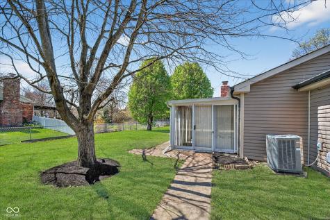 1301 Walston Court Indianapolis IN 46260