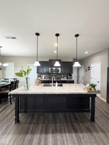1407 Classic Avenue Greenwood IN 46143