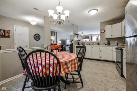 640 Indigo Court Greenfield IN 46140