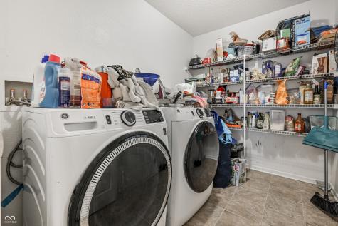 640 Indigo Court Greenfield IN 46140