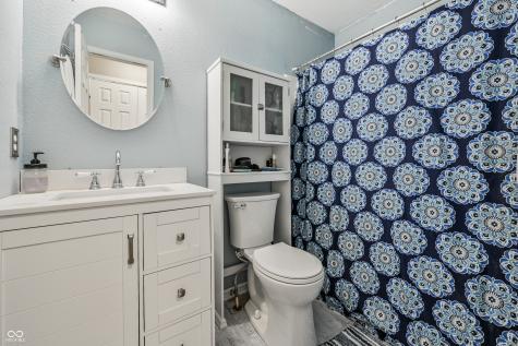 640 Indigo Court Greenfield IN 46140