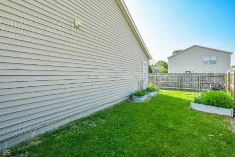 640 Indigo Court Greenfield IN 46140