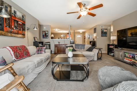 640 Indigo Court Greenfield IN 46140