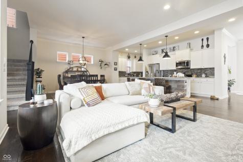 9109 Rising Road Indianapolis IN 46216