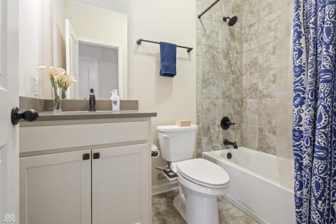 9109 Rising Road Indianapolis IN 46216