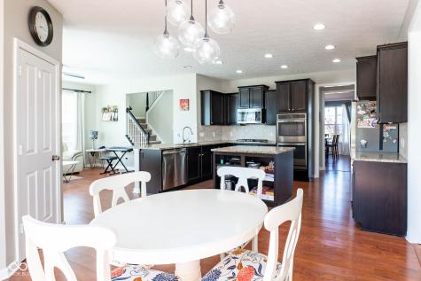 1325 Brentford Lane Greenwood IN 46143