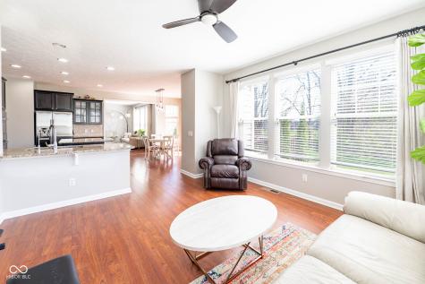 1325 Brentford Lane Greenwood IN 46143